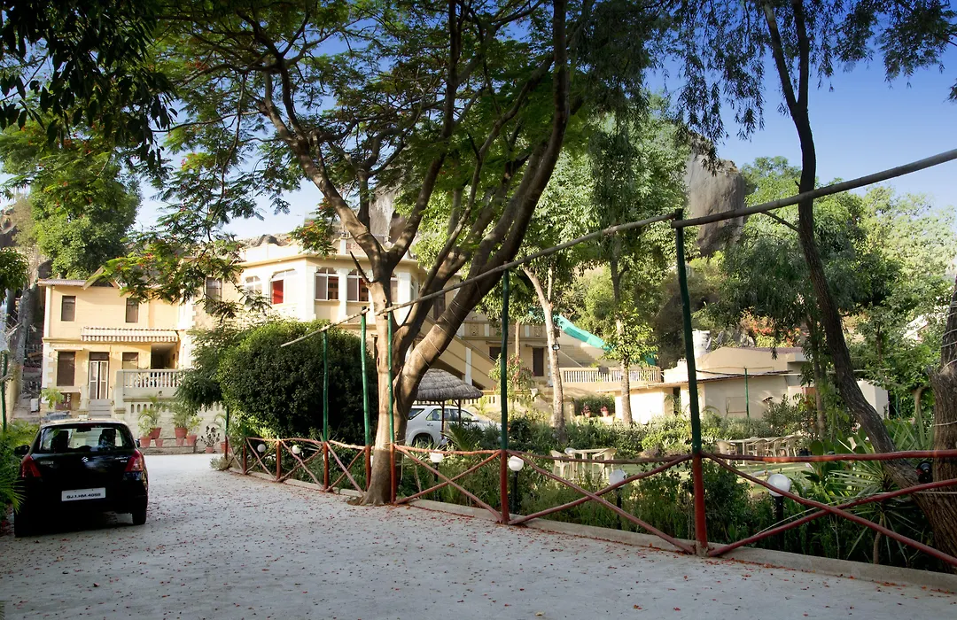 Hotel Mount Villa-1